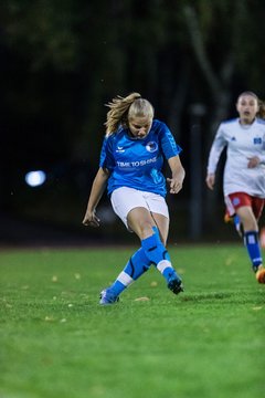 Bild 26 - wCJ VfL Pinneberg - Hamburger SV : Ergebnis: 0:6